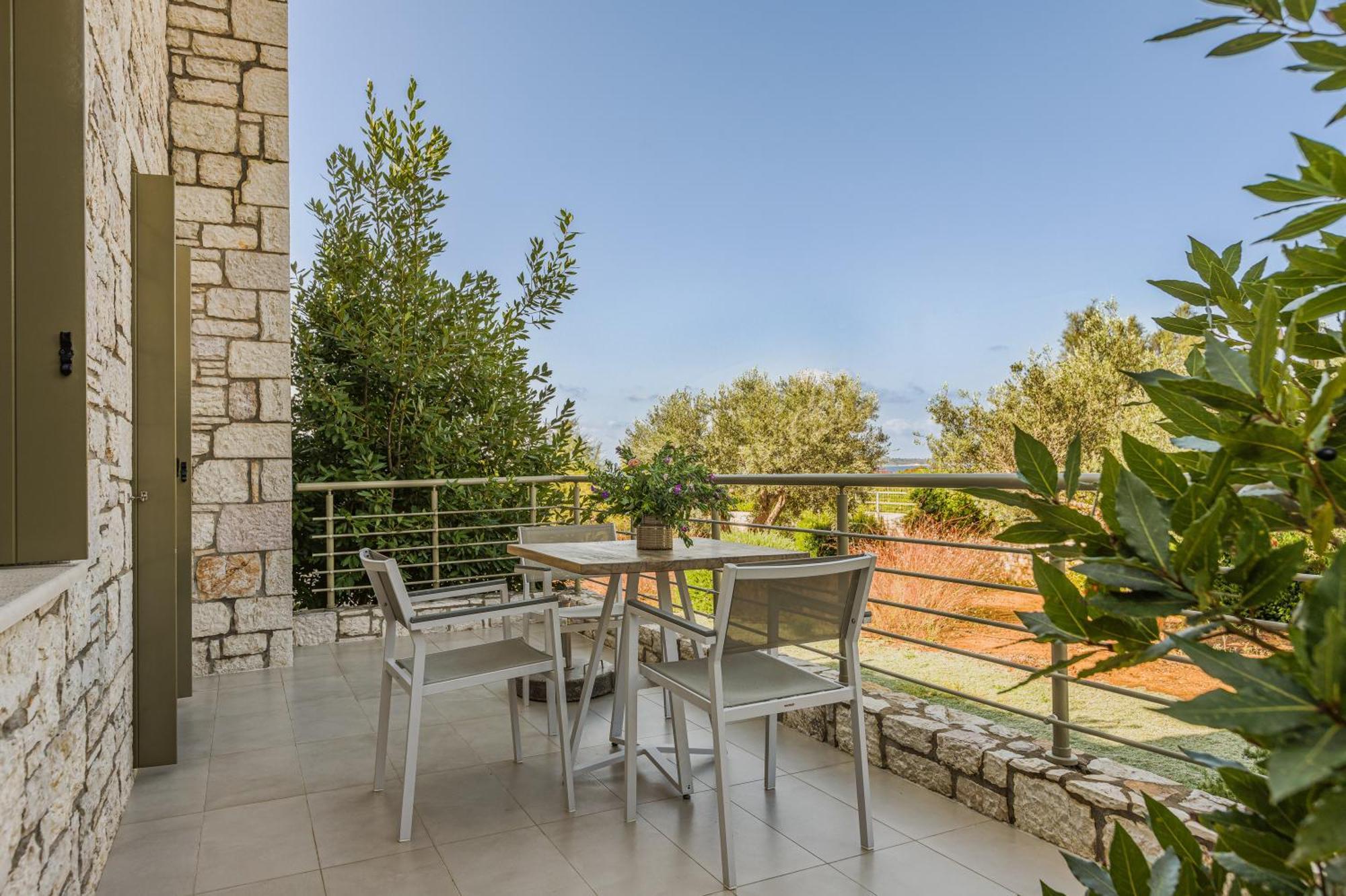 Callisto Seaside Homes & Suites Marathopoli Exterior photo